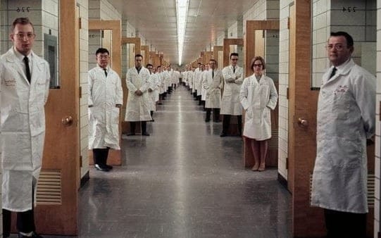 An Open Innovation Blueprint: Lessons to learn from Bell Labs